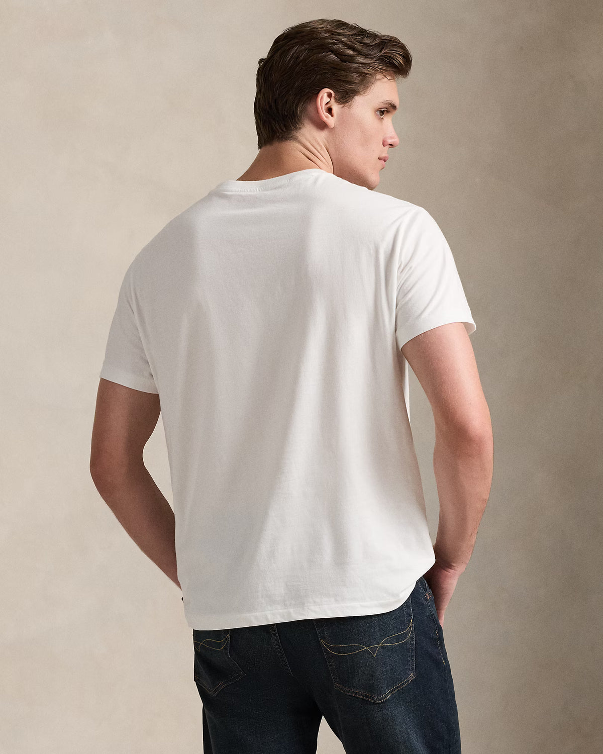 Camiseta Classic Fit con cuello redondo