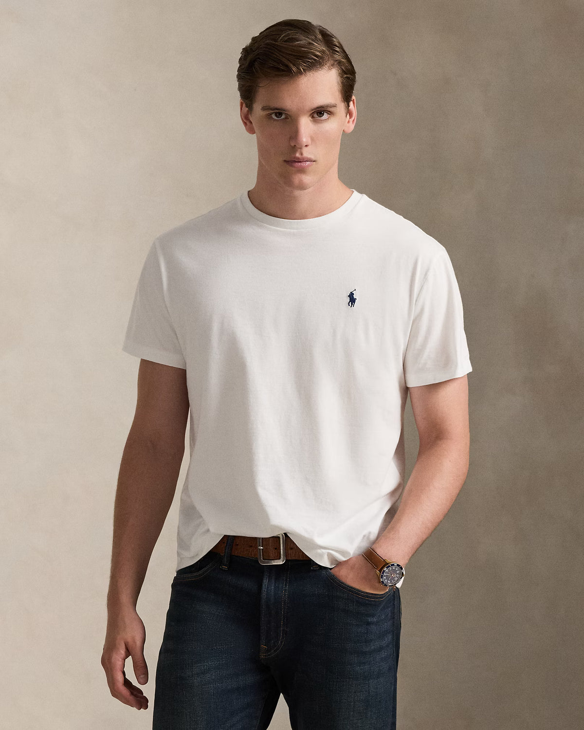 Camiseta Classic Fit con cuello redondo