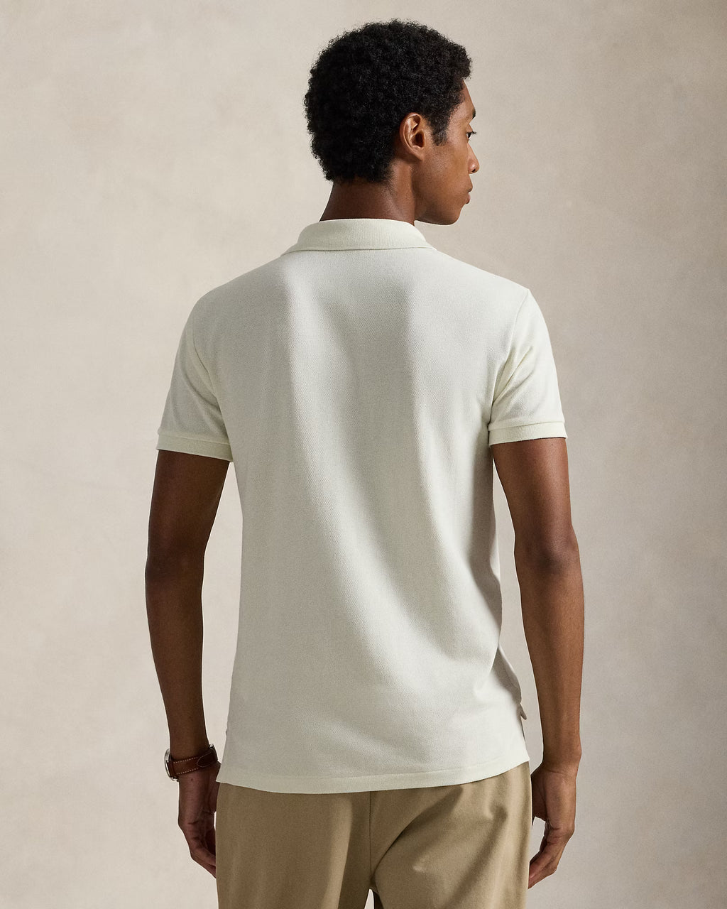 Polo Slim Fit con tapeta de tres botones