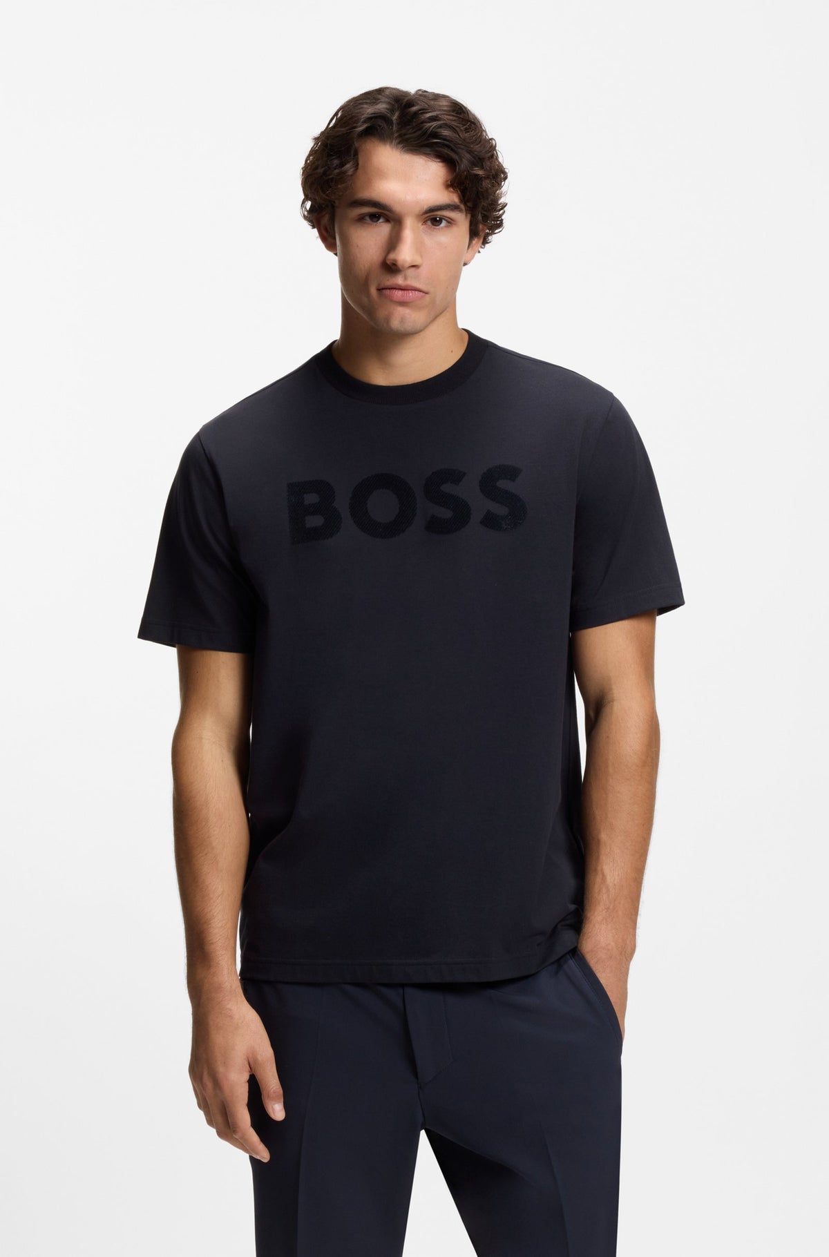 Camiseta con logo tonal